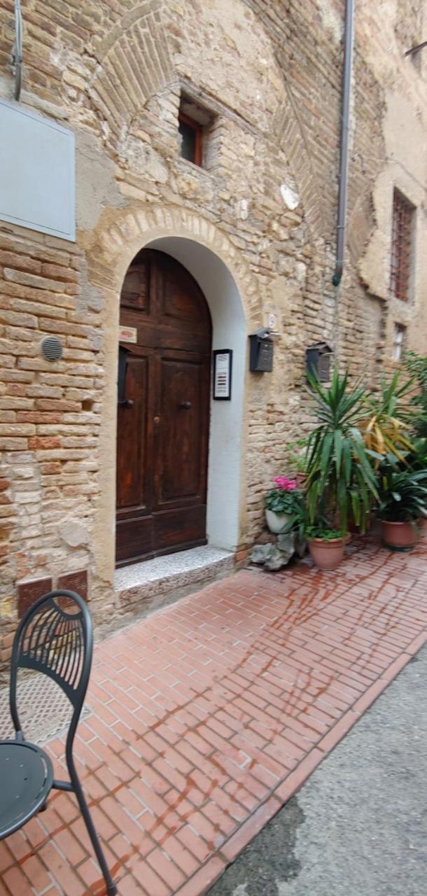 B&B Le Undici Lune San Gimignano Ngoại thất bức ảnh