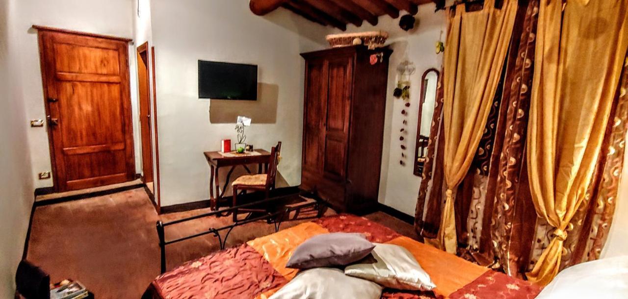 B&B Le Undici Lune San Gimignano Ngoại thất bức ảnh