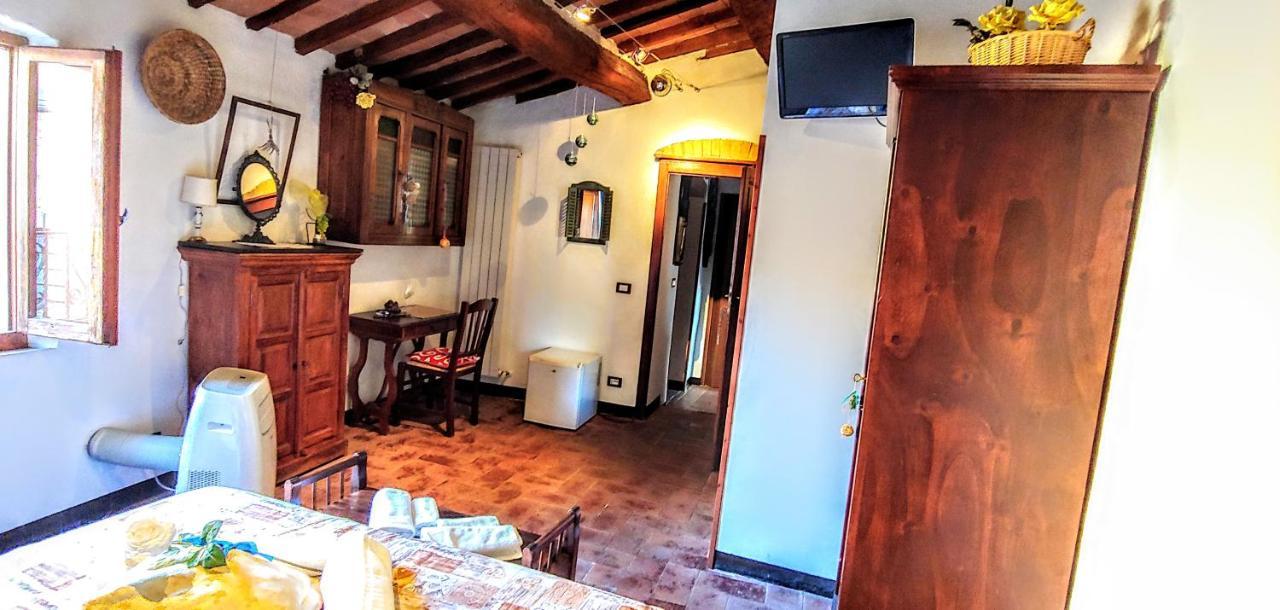 B&B Le Undici Lune San Gimignano Ngoại thất bức ảnh