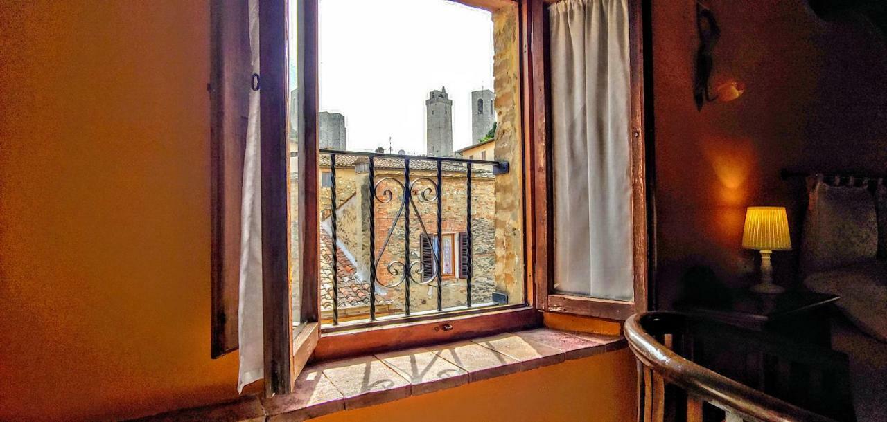 B&B Le Undici Lune San Gimignano Ngoại thất bức ảnh