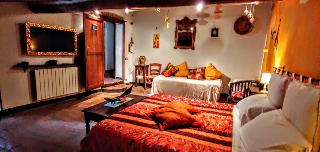 B&B Le Undici Lune San Gimignano Ngoại thất bức ảnh