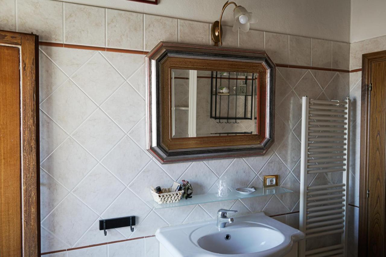 B&B Le Undici Lune San Gimignano Ngoại thất bức ảnh